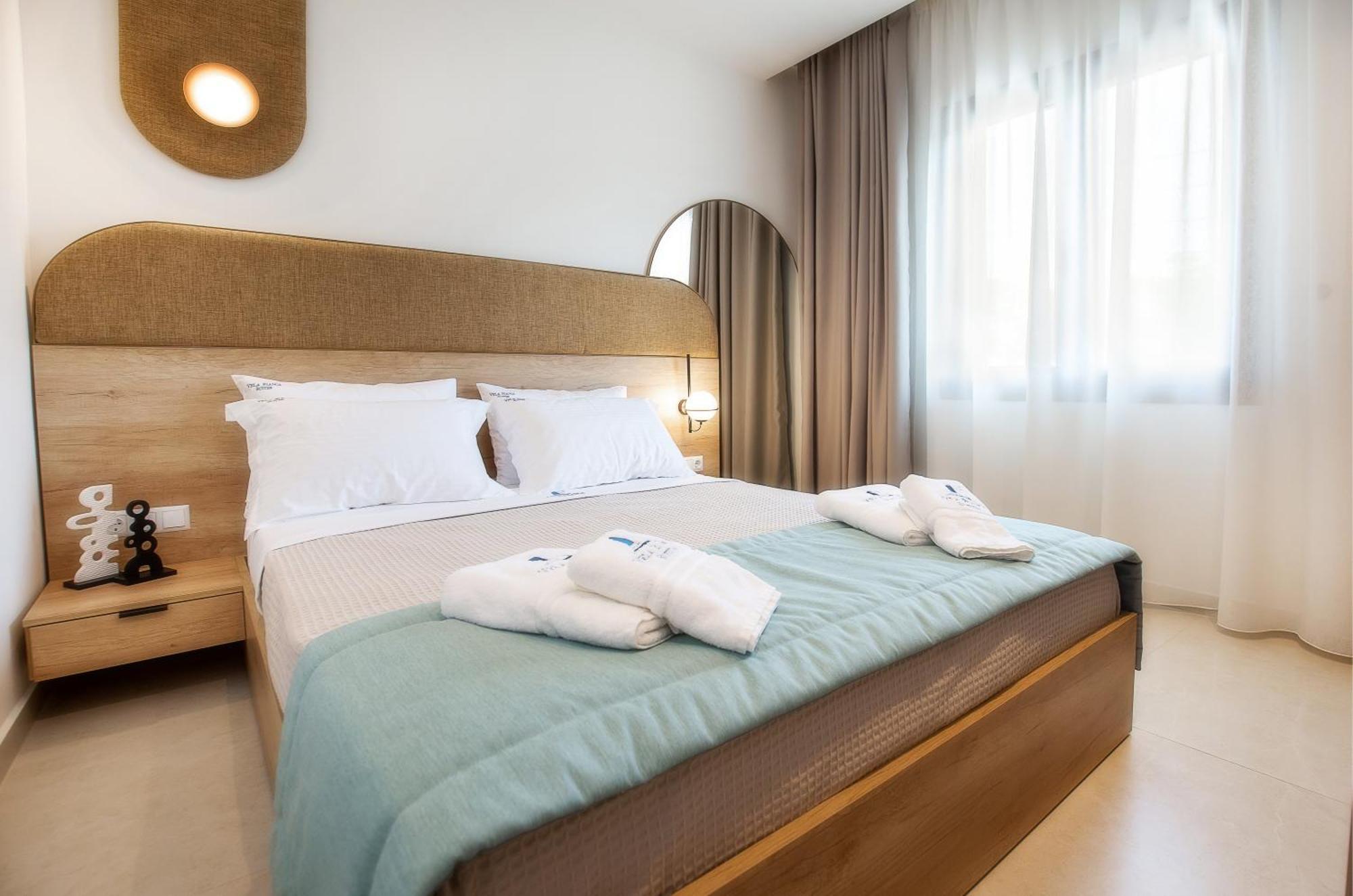 Vela Bianca Suites 利迈纳里亚 外观 照片